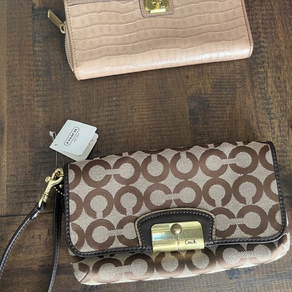 Coach wallets - Picture 2 of 3